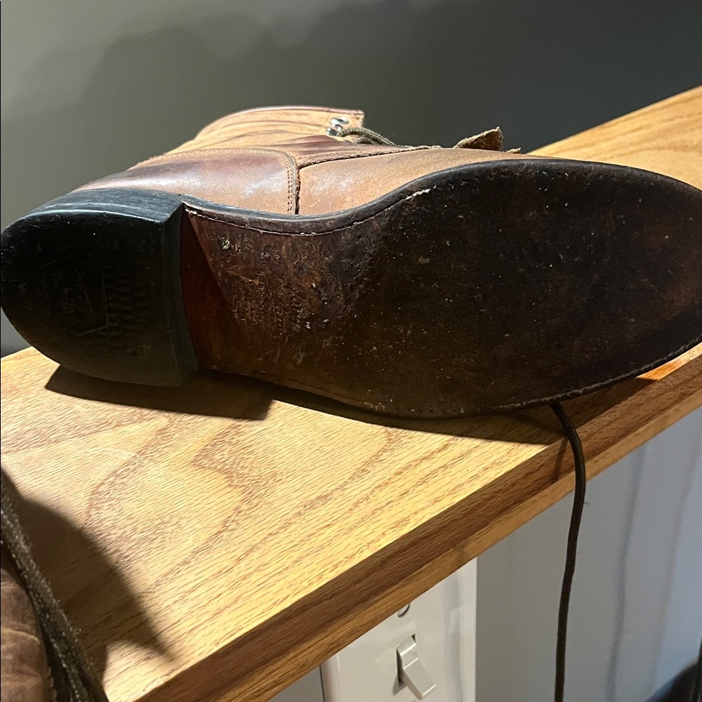 Western Brown Lace Up Boots - Picture 3 of 3